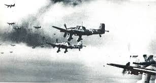 La noche del 10 al 11 de mayo de 1941 llegó uno de los ataques más devastadores. Más de 500 bombarderos alemanes atacaron Londres