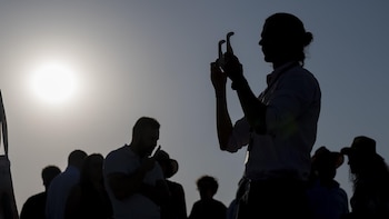 Ciencia hace un balance "positivo" del eclipse y felicita a la ciudadanía por seguirlo "con responsabilidad"