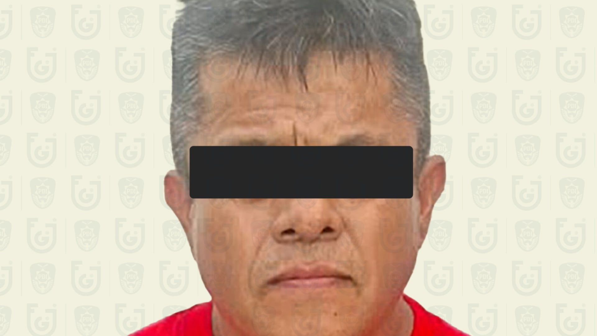 Rogelio “N” fue detenido por policías de la SSC en posesión de marihuana, cocaína, metanfetamina y un arma de fuego artesanal tipo pluma, calibre 9 milímetros. Crédito: Especial
