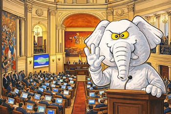 Caricatura de un elefante blanco con ojos amarillos y trompa levantada en un podio dentro del Congreso de Colombia, rodeado de políticos y pantallas de ordenador.