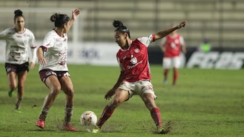 Las Leonas juegan semifinal de