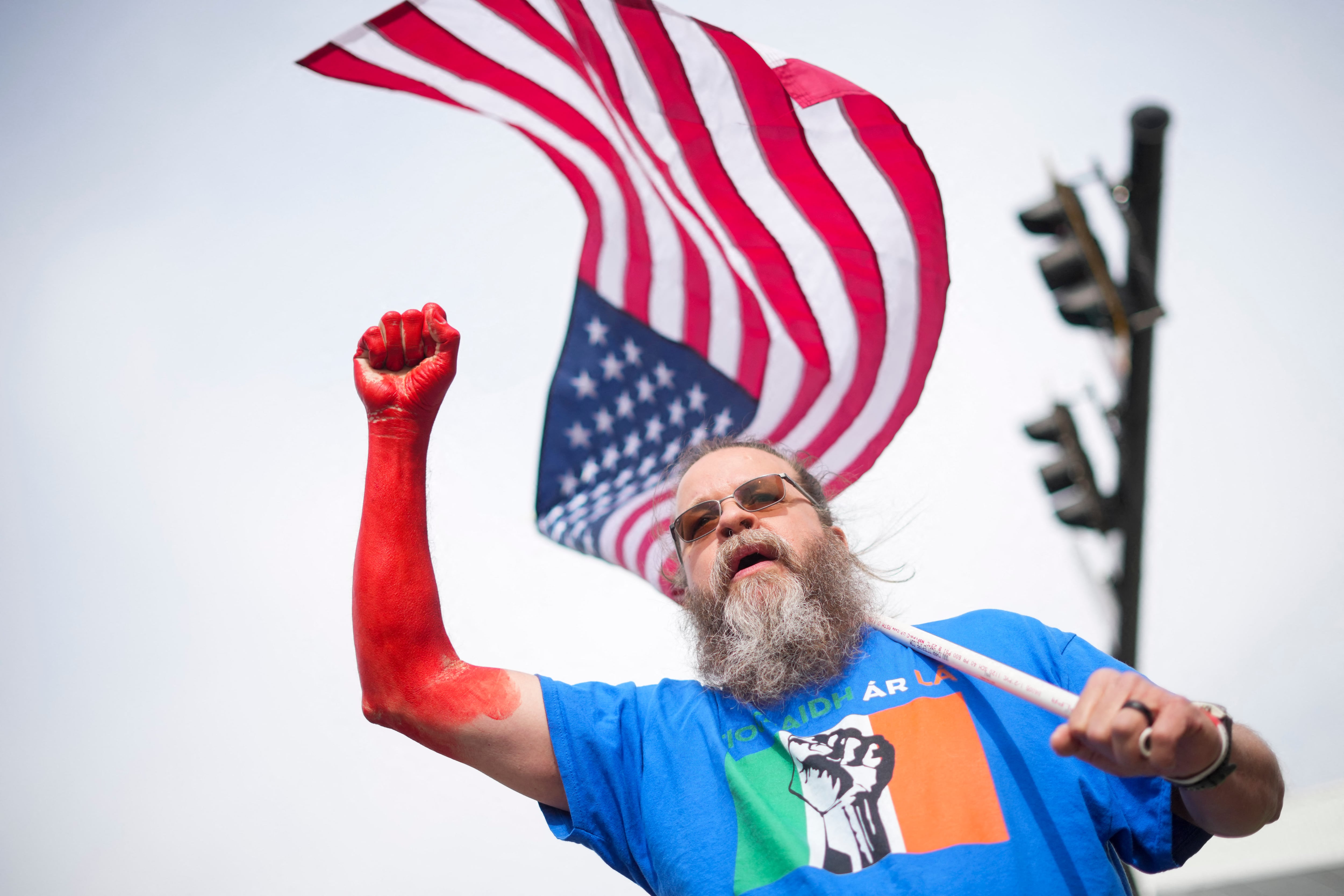 Arkansas quedó último en el ranking de patriotismo 2026 y Nueva York ocupó el puesto 49, mientras que Arkansas fue 28 en compromiso militar y 50 en compromiso cívico (Aaron Doster-Imagn Images vía Reuters)