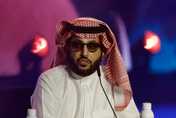 A chegada de Turki Al Sheikh gerou protestos massivos em diferentes áreas (REUTERS/Hamad I Mohammed)