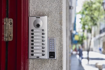 Imagen G5YR2CDRHRFFVECND5M4HB6WO4