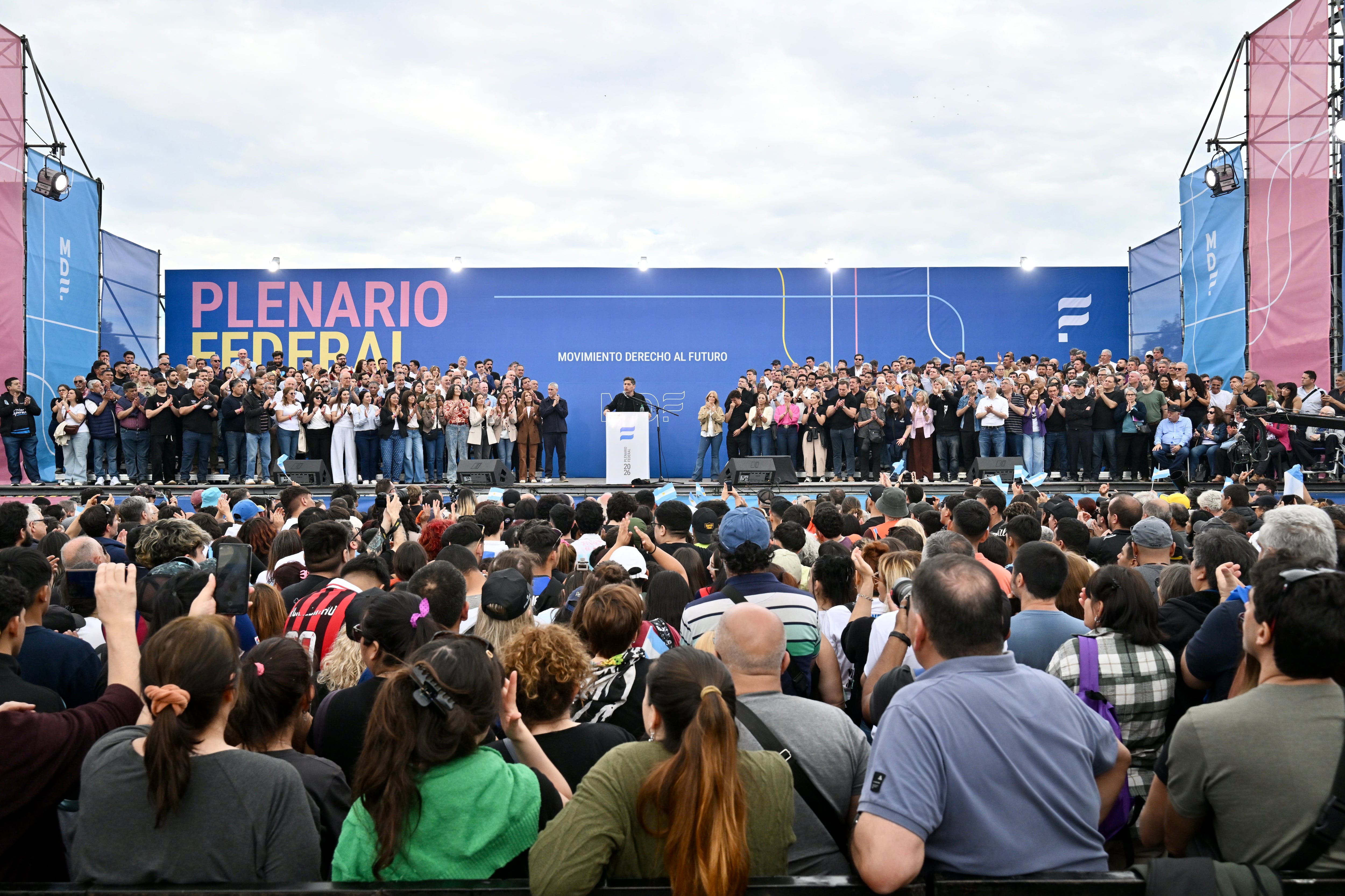 El Movimiento Derecho al Futuro presentó en Avellaneda diez comisiones de trabajo sobre distintas temáticas