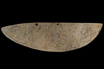 Una fina gargantilla hecha en