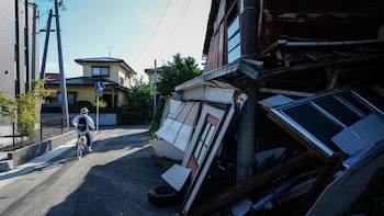 Aumentan a 38 los muertos por el seísmo de magnitud 7,2 registrado el martes en el suroeste de Japón
