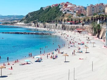 Playa de Ceuta (EFE/Reduan Dris)