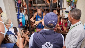 Defensoría del Pueblo solicitó plan de choque para solucionar crisis humanitaria de la estacón de policía más hacinada del país