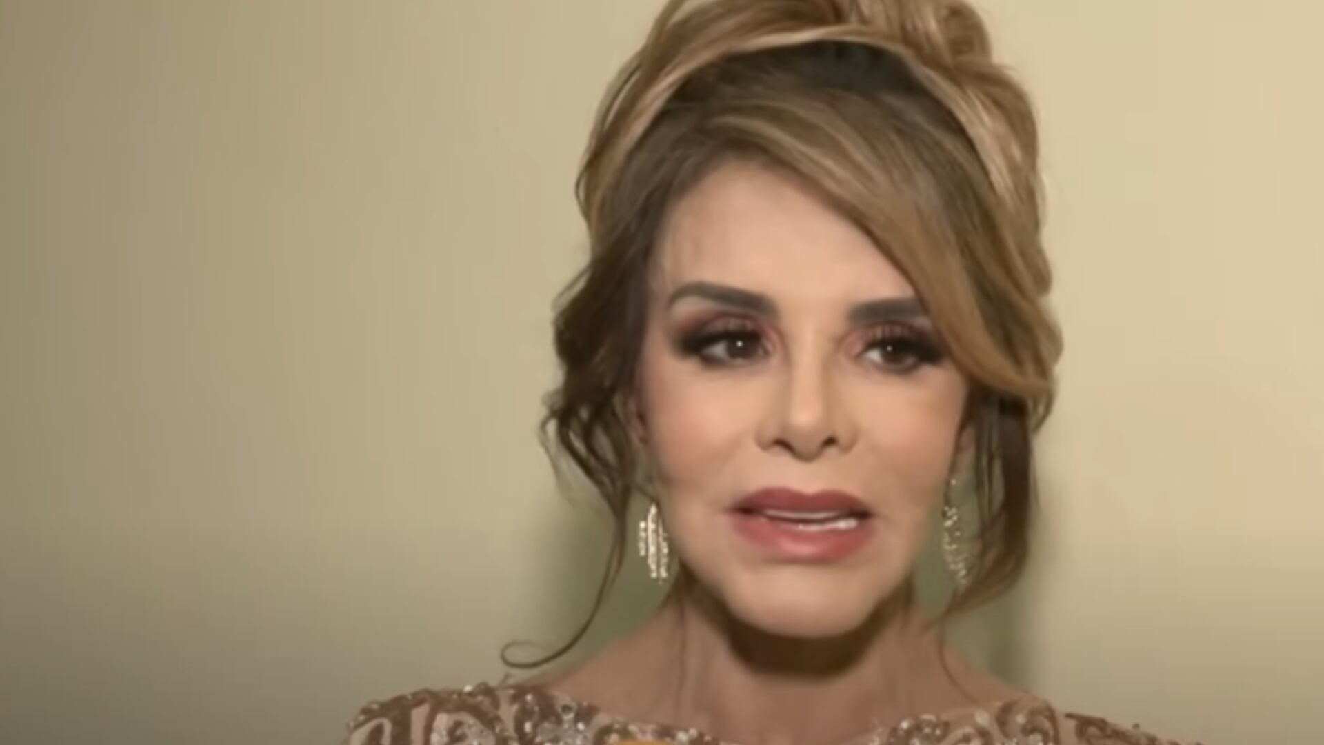 Lucía Méndez ya sabe quien quiere que sea la protagonista de su bioserie.(YT: Hoy)