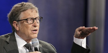 Bill Gates planteó una idea que resuena cada vez con más fuerza en los debates sobre automatización.
Archivo/EFE/EPA/RAY STUBBLEBINE