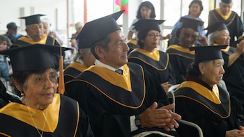 Las familias peruanas con adultos