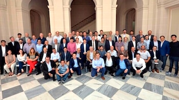 Algunos intendentes del Frente de