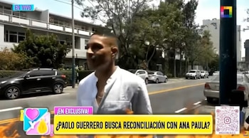 Captan a Paolo Guerrero comprando auto de lujo tras acercamiento con Ana Paula Consorte. Captura: Amor y Fuego.