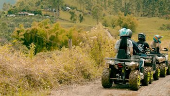 Los visitantes pueden optar por realizar recorridos en cuatrimotos - crédito Jardín Antioquia In