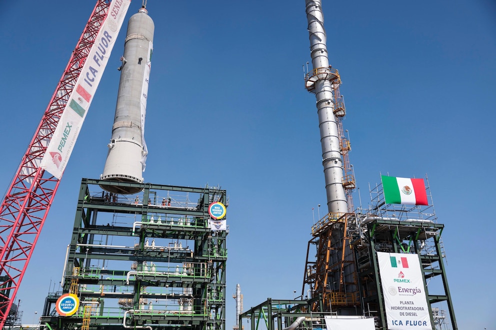 Sheinbaum destacó la unificación del Consejo de Pemex y la CFE tras las reformas energéticas