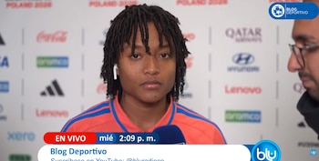 El momento en el que la jugadora de la selección Colombia femenina sub20, María Fernanda Ávila, habla con los micrófonos de Blu Radio y Gol Caracol - crédito @bluradio/YouTube