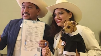 La familia recién casada con