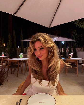 Se dedica al modelaje