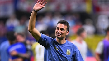 Lionel Scaloni: "Cuando estamos en dificultad y el rival duda un poquito, ahí vemos sangre"