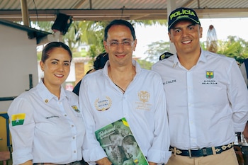 Las autoridades nacionales fueron al municipio tras el terremoto del 10 de agosto - crédito suministrado a Infobae