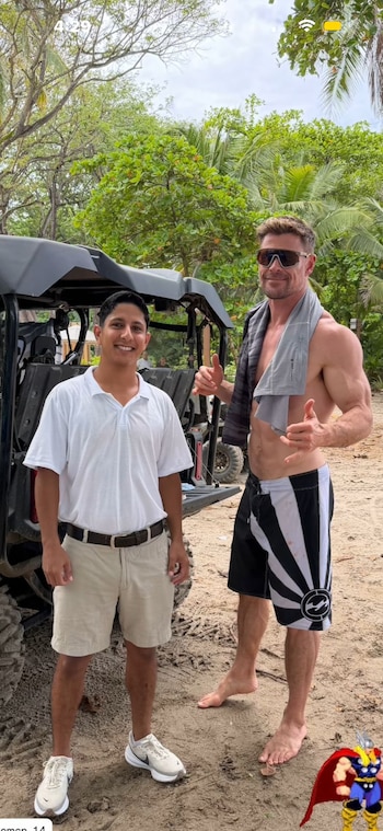 El actor australiano compartió con seguidores que lo reconocieron mientras disfrutaba de una jornada de surf en Playa Lajas. (Cortesía)