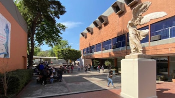 Protestas en la FAD UNAM tras reelección del director Mauricio de Jesús Juárez: alumnos piden su destitución y la intervención de Rectoría