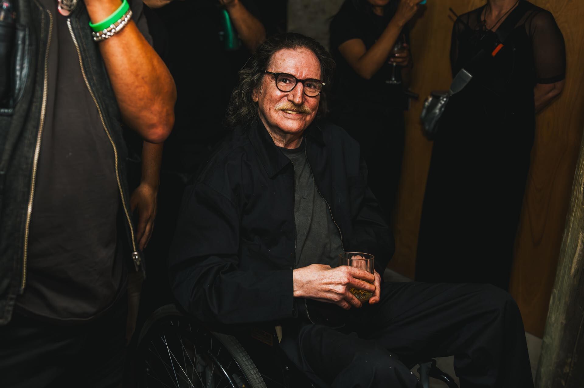 En pleno show, el artista se mostró contento entre la multitud