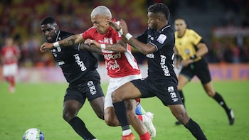 Santa Fe demandaría al América de Cali por supuesta alineación irregular de Yhormar Hurtado: el Chicó y el Inter ya se habían quejado por lo mismo
