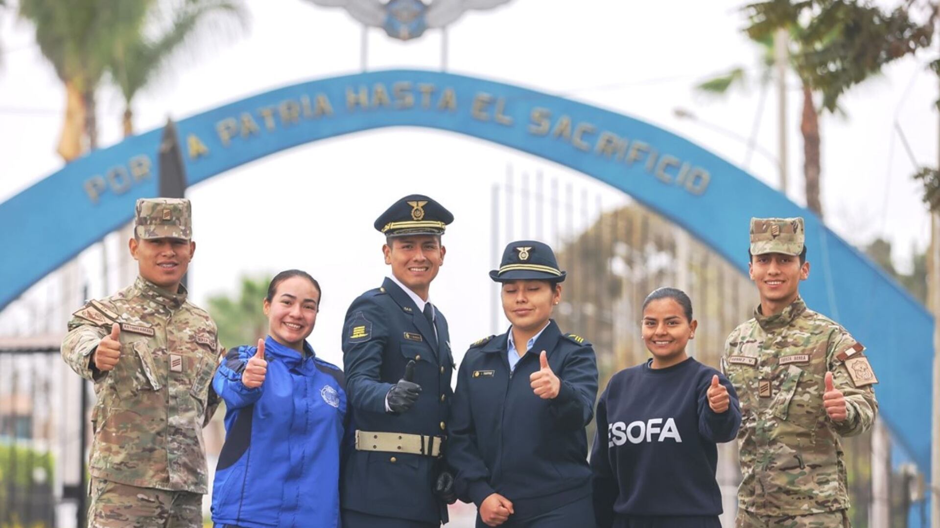 Aparte de su labor de protección, la FAP interviene de manera significativa en múltiples actividades de asistencia a la comunidad. Foto: Andina