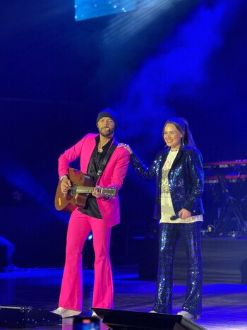 Jesse y Joy sorprendieron con