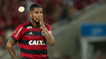 Paolo Guerrero, entre claroscuros en Flamengo. - Crédito: EFE