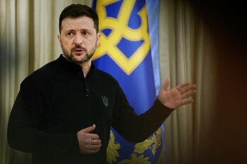 Zelesnky confía en que las partes necesitarán un mes más de trabajo para preparar el posible despliegue de tropas (REUTERS)