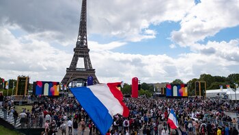 Francia abre convocatoria para que