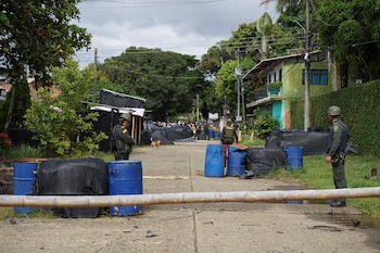 La política de Paz Total impulsada por el Ejecutivo limita la reacción de la fuerza pública y dificulta la restauración del orden en Jamundí - crédito Reuters
