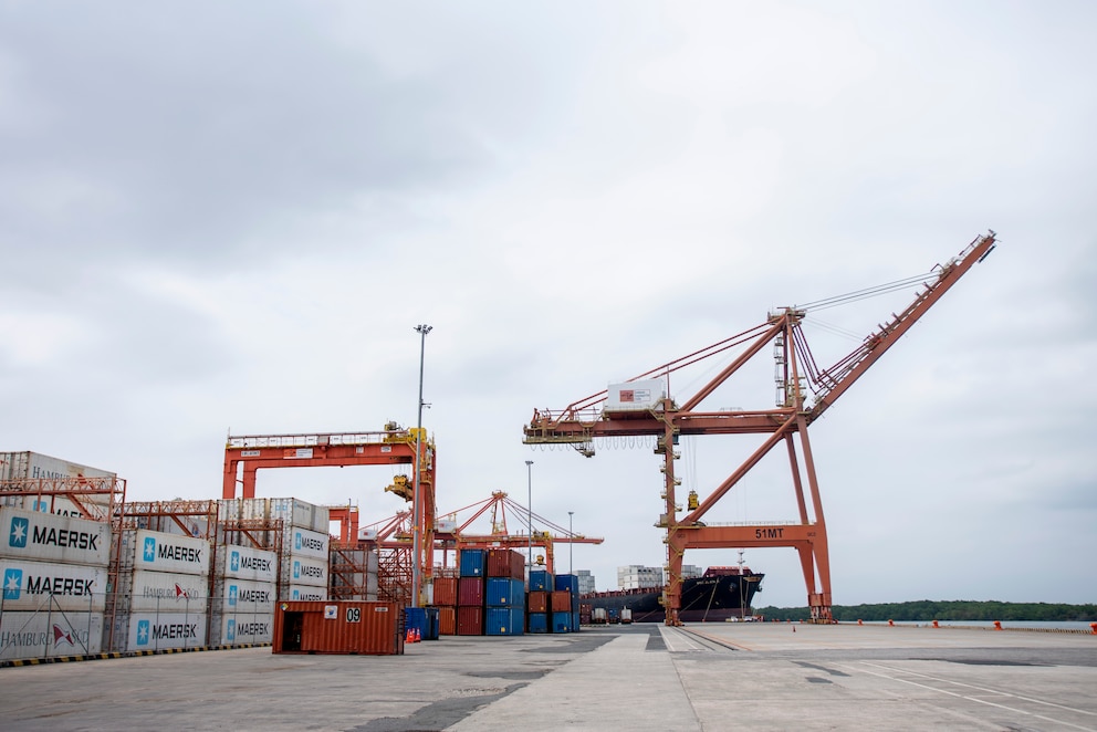 Exportaciones no petroleras y no mineras en Ecuador marcaron récord histórico en 2025 Exportaciones no petroleras y no mineras en Ecuador marcaron récord histórico en 2025