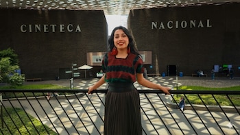 Tres generaciones de mujeres tsotsiles y una reflexión sobre la resistencia en la ópera prima de la cineasta indígena Ana Ts’uyeb