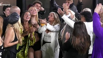 El show de Gladys La Bomba Tucumana en su ingreso a Gran Hermano: entró cantando cumbia y llevó empanadas para todos