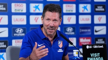 Diego Pablo Simeone: "Las tres semanas de parón rompen la continuidad en lo deportivo"
