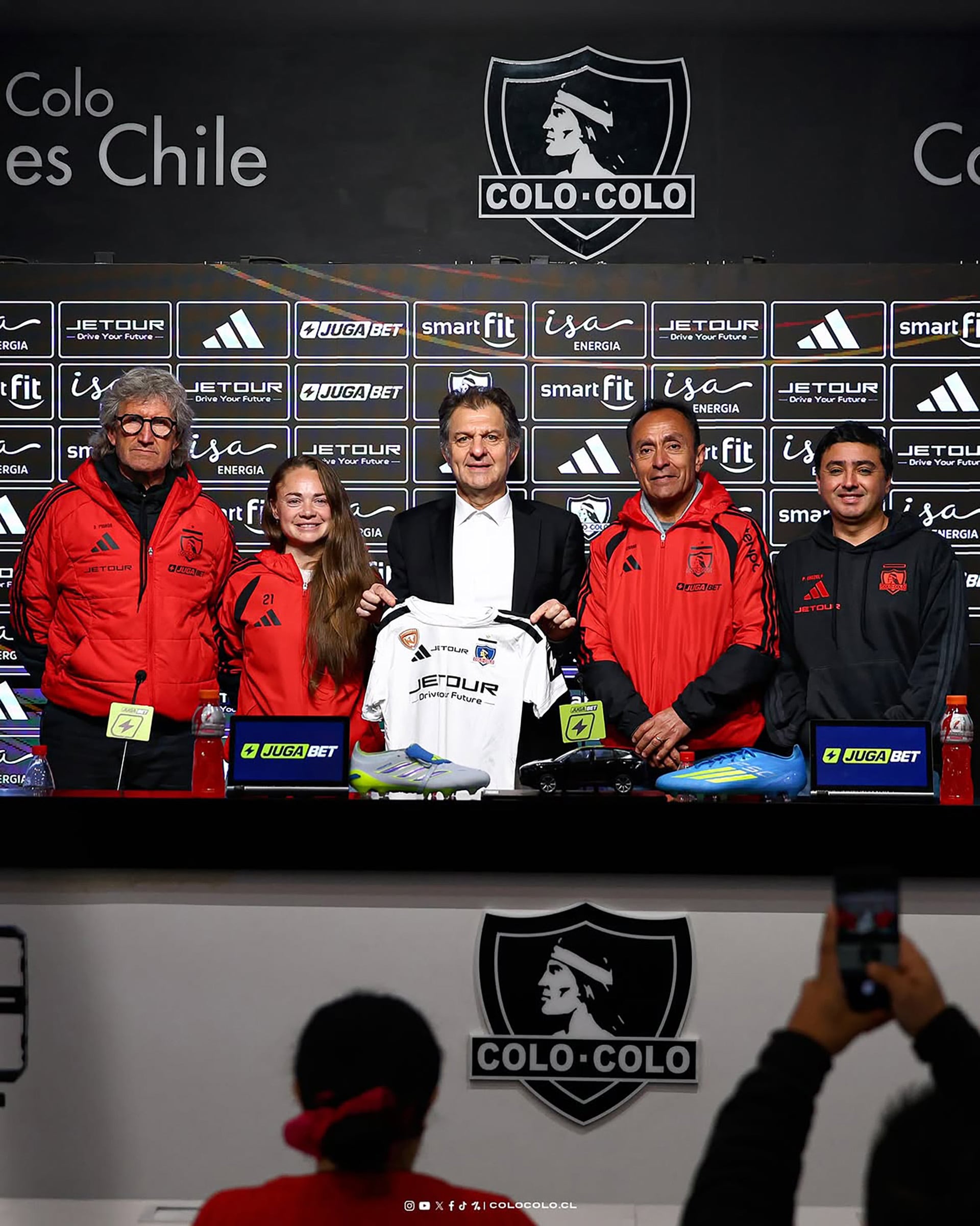La futbolista mendocina compartió el peso del sentimiento de pertenencia con el club chileno para tomar su decisión de incorporarse al plantel (@colocolofemenino)