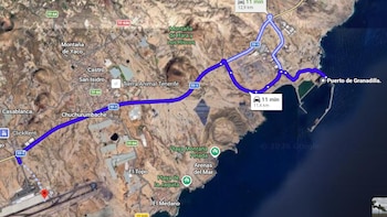 Distancia del puerto de Granadilla al aeropuerto de Tenerife Sur. (Google Maps)