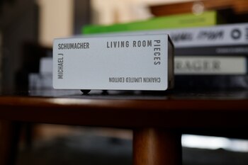 "Living Room Pieces" (Crédito: Dot