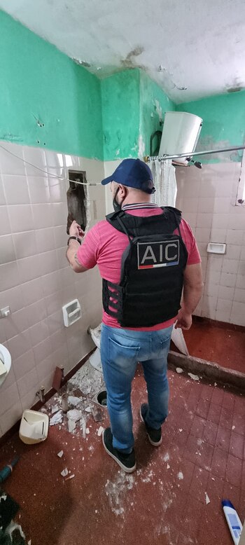 La policía halló un teléfono