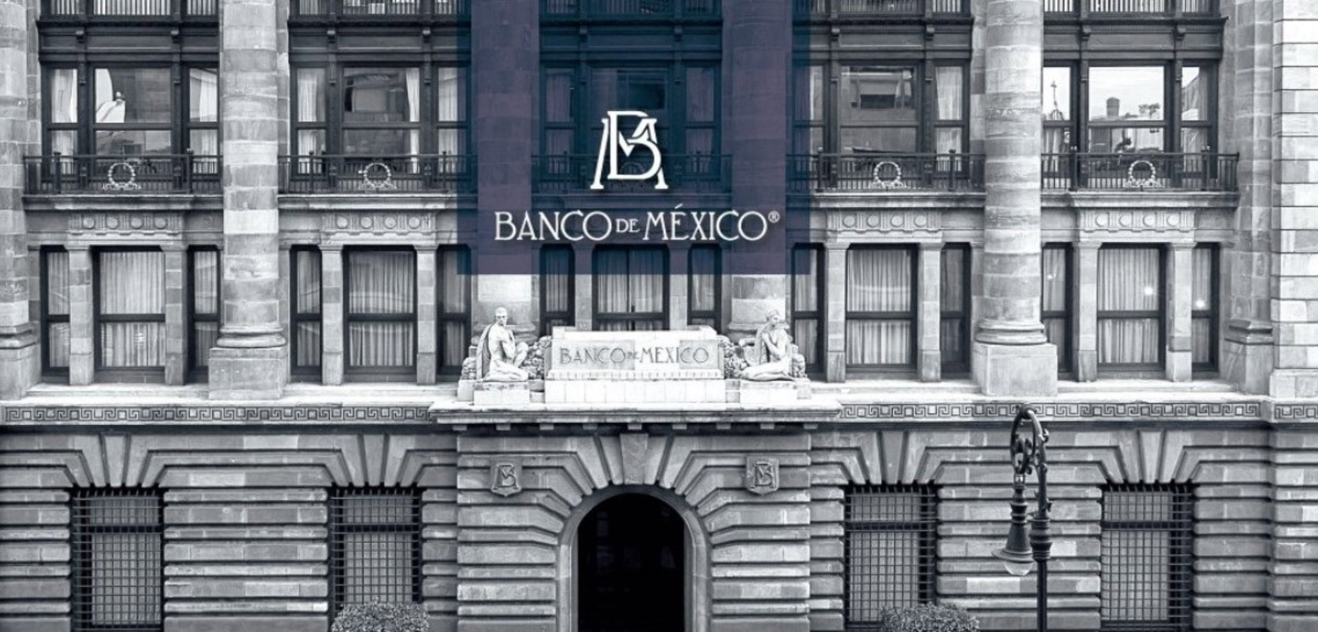 El Banco de México aclaró que no realiza operaciones financieras con el público en general