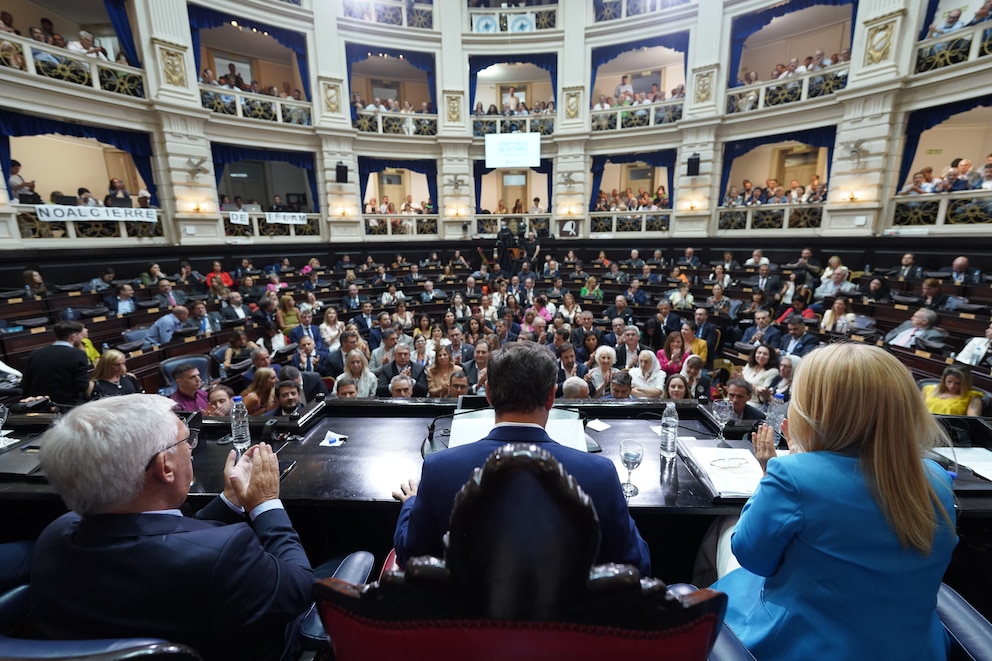 GBKEJVN2SZBNDFH62XOIZDLY3I