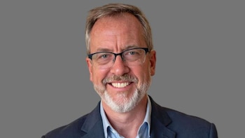 Desde Miami, James Story, exembajador