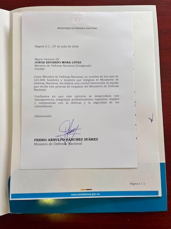 Carta del ministro Pedro Sánchez al designado ministro de Defensa, Jorge Eduardo Mora López - crédito suministrada a Infobae