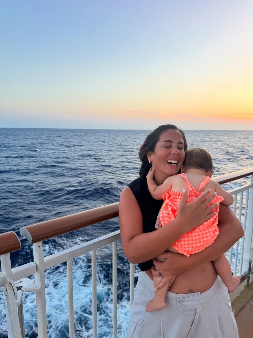 Anabel Pantoja y su hija Alma. (@anabelpantoja00)