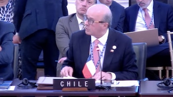 Las autoridades chilenas pidieron este viernes a Nicaragua “avanzar hacia el restablecimiento de la institucionalidad” democrática, tras el voto en la Organización de Estados Americanos (OEA) sobre la crisis política que atraviesa el país centroamericano desde 2018.
La petición llegó de boca de Patricio Torres, subsecretario de Relaciones Exteriores de Chile.