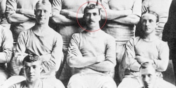 Billy Meredith (arriba y al medio) fue figura del Manchester City campeón de la Copa de Inglaterra en 1904 y se había convertido en un simbolo del club (PA)